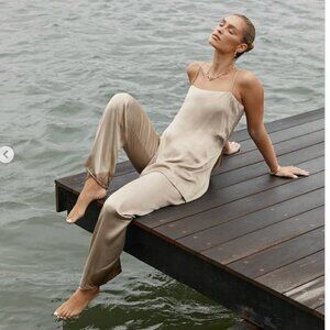 DISSH EVANS STONE SILK TUNIC TOP & Pant (SET)